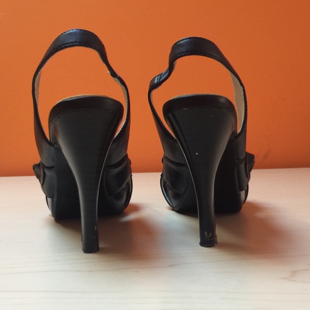 Xhilaration peep-toe ankle strap platform shoes - Picture 4 of 4